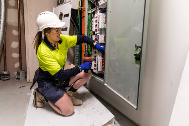 Best Emergency Electrical Repair  in Horn Lake, MS